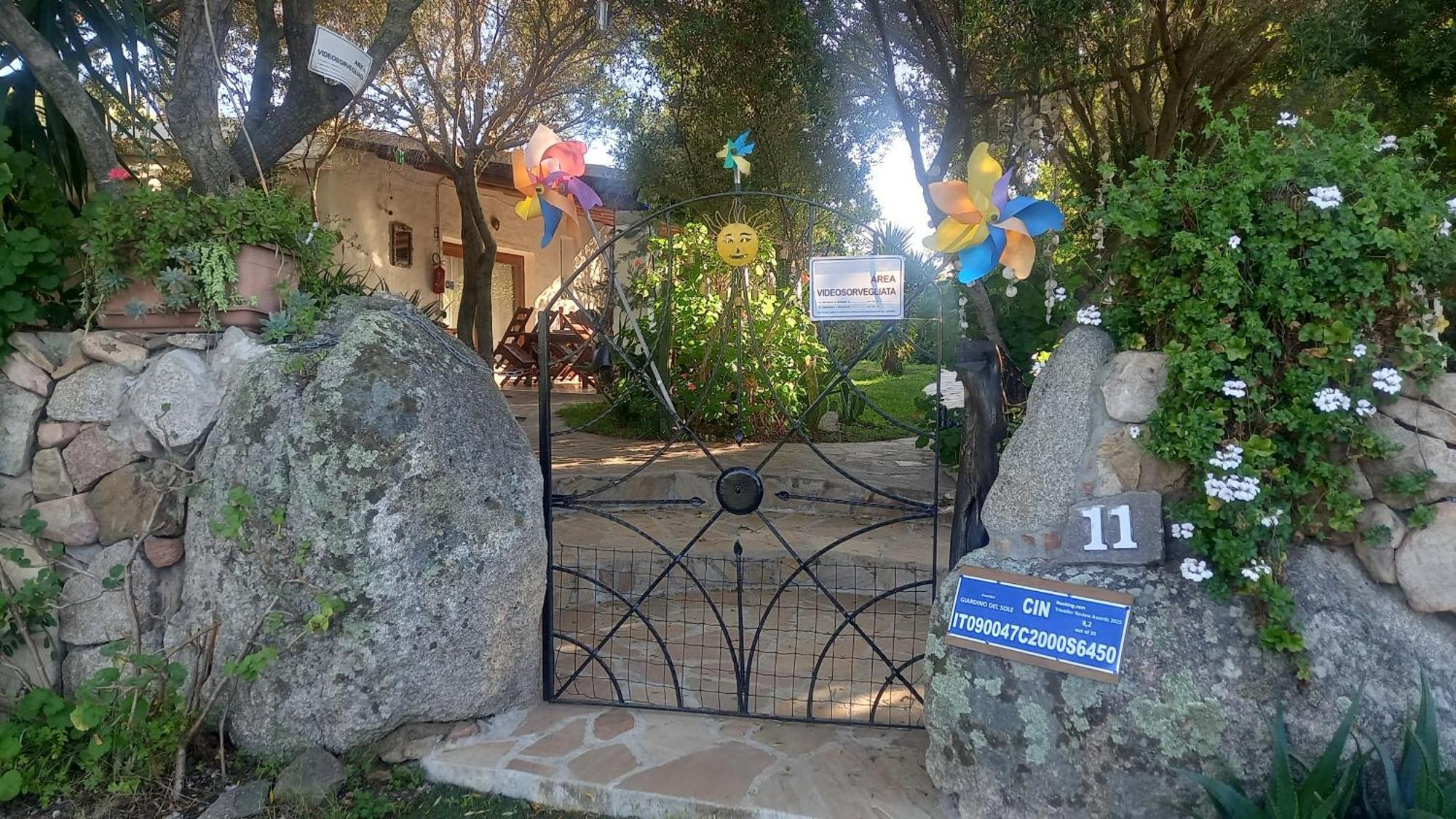 Giardino Del Sole Panzió Olbia Kültér fotó